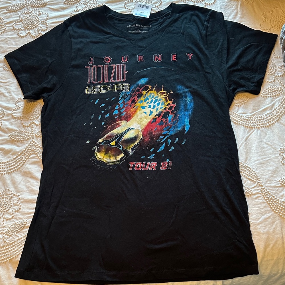 🌷🌷🌷3/$15 Journey Black Graphic Tee by Goodie Two Sleeves